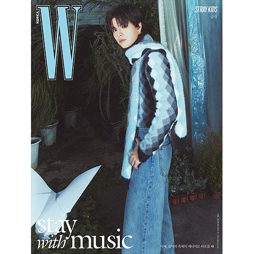 W KOREA 2024.06 - STRAY KIDS COVER