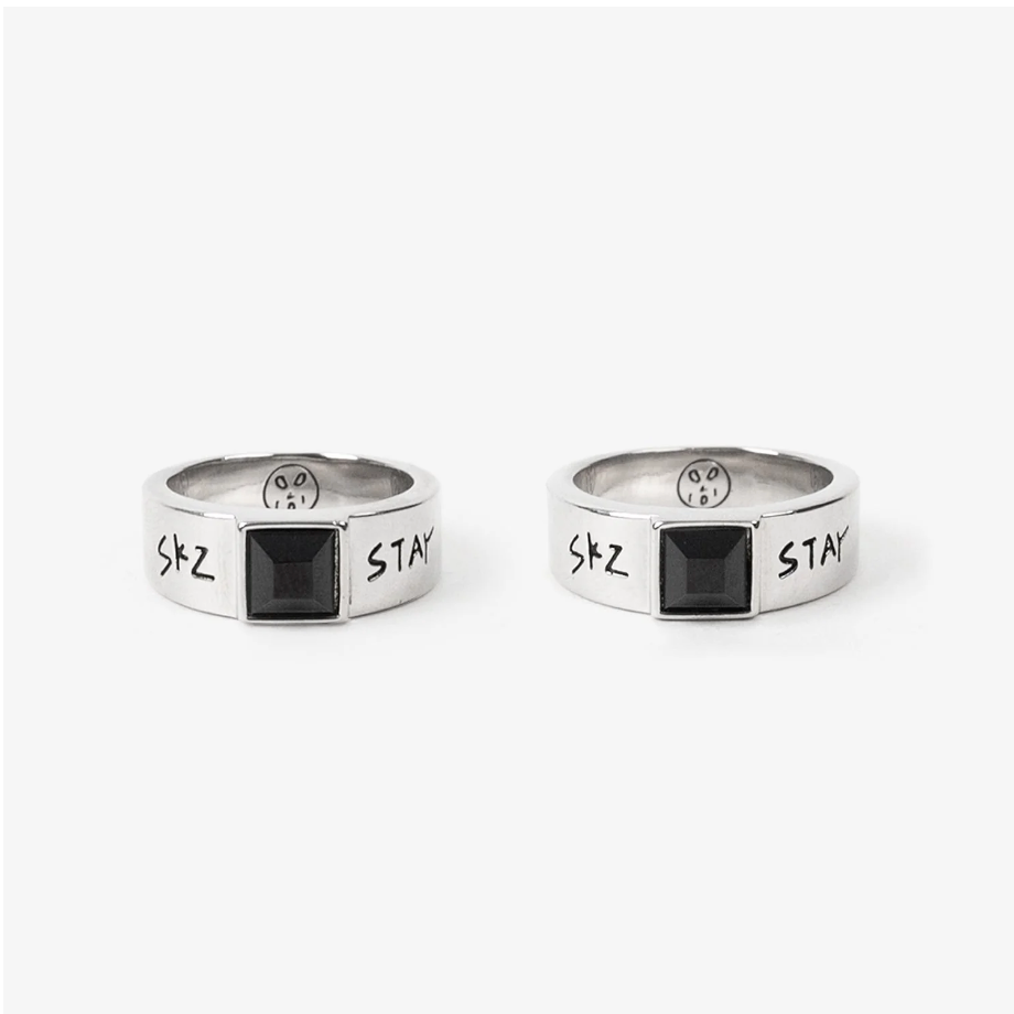 STRAY KIDS WORLD TOUR [DOMINATE JAPAN] OFFICIAL MD - 18. RING SET (LEE KNOW) (PRE-ORDER)