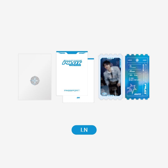 STRAY KIDS 3RD FANMEETING ‘PILOT : FOR ★★★★★’ OFFICIAL MD - 01. PASSPORT SET