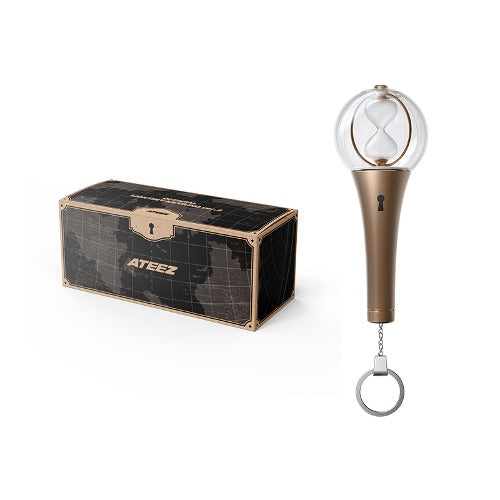 ATEEZ [THE FELLOWSHIP : BREAK THE WALL] ANCHOR IN SEOUL OFFICIAL MD - 02. LIGHTINY KEYRING VER.2